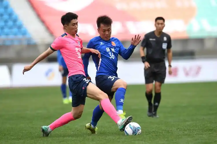 雨燕正在直播NBA赛场